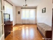 Casă cu 5 camere și 2.336 mp teren în Prejmer – centru