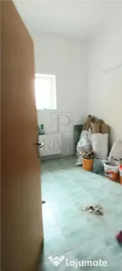 Spatiu comercial depozit tip hala si birouri - Mehala 