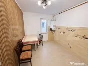 Apartament decomandat 3 camere, 64 mp, balcon, zona Centru