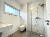 Triplex modern, 3 camere, 75 mp utili, 200 mp teren - Dumbra 