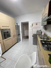 CASA DE VANZARE IN CENTRUL DEJULUI 
