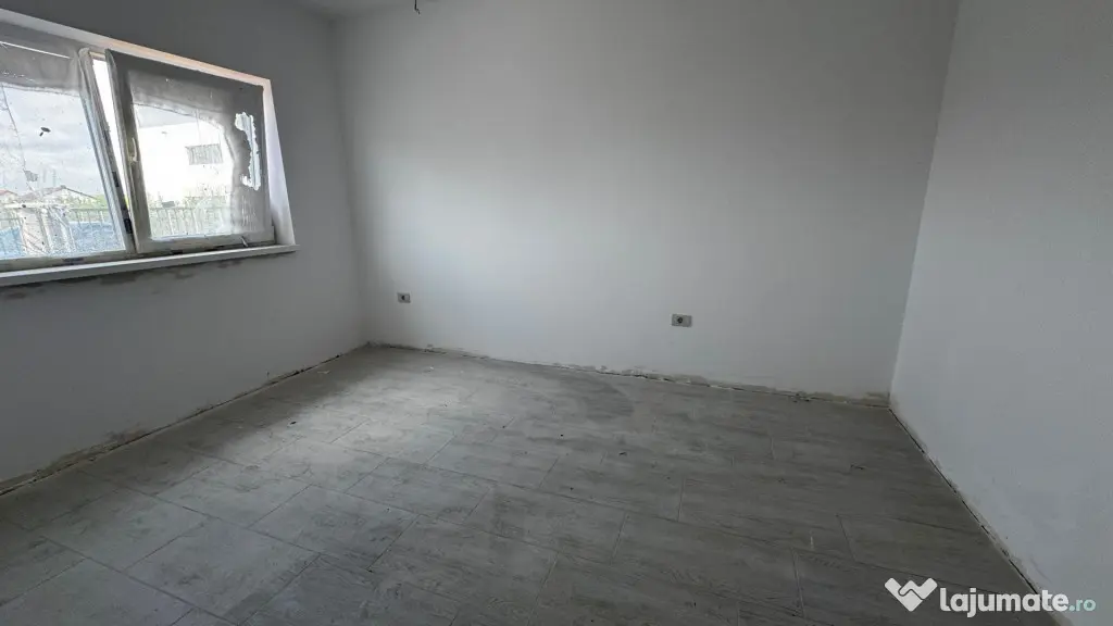 Duplex pe Parter | 2 bai | Teren generos | Toate utilitatile - Mosnita Veche (Timis)