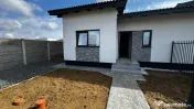 Duplex pe Parter | 2 bai | Teren generos | Toate utilitatile