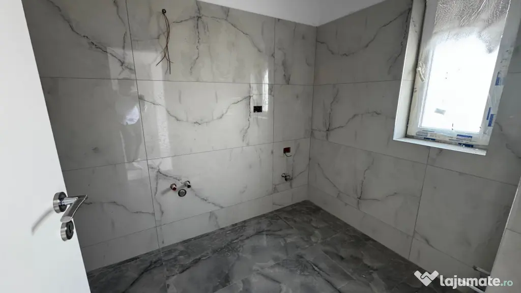 Duplex pe Parter | 2 bai | Teren generos | Toate utilitatile - Mosnita Veche (Timis)