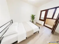 Apartament decomandat, 2 camere, 2 balcoane, parcare, gata d