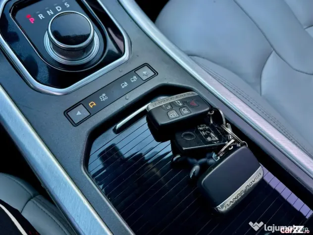 Range Rover Evoque 2,2 ExtraFull - Pitesti (Arges)
