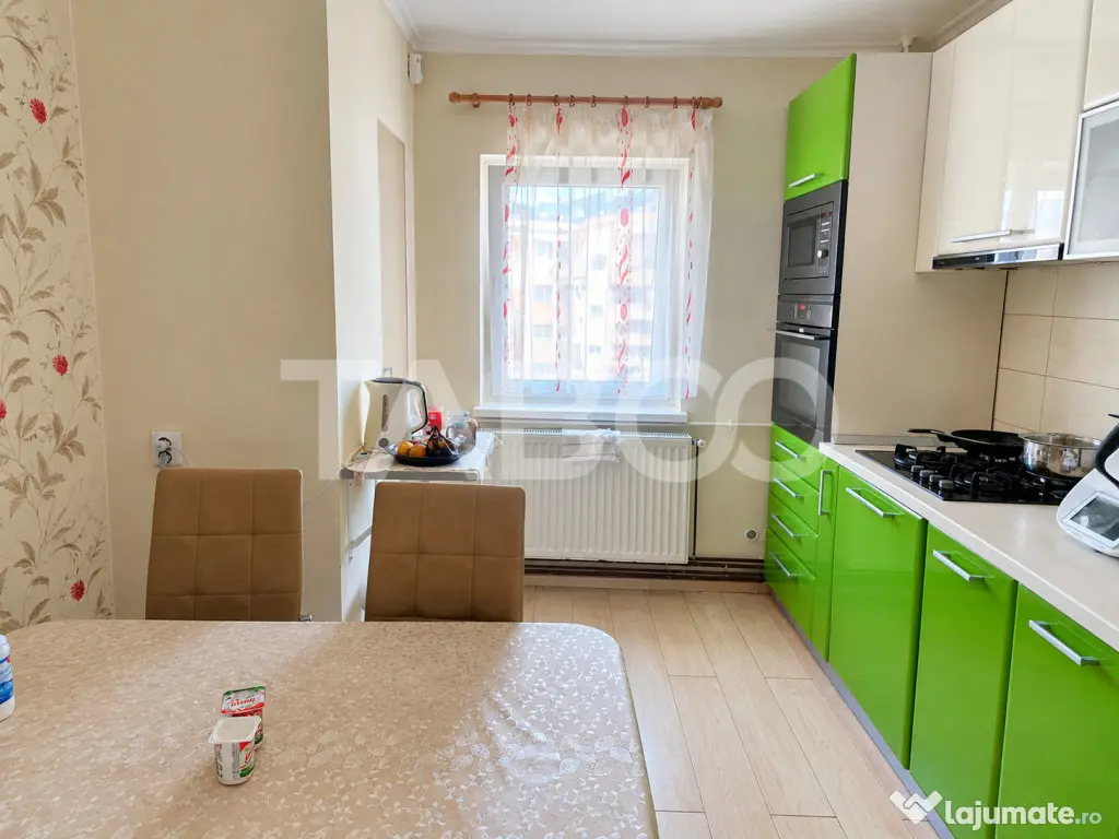 Apartament cu 4 camere renovat in Plopilor etaj intermediar - Cluj-Napoca (Cluj)