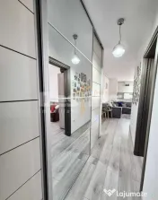 Apartament 3 Camere, Gata de Mutare, cu Parcare Privată 