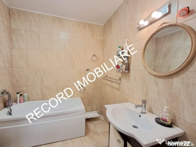 Apartament 3 camere 55 mp si terasa 25 mp, parcare Floresti - Floresti (Cluj)