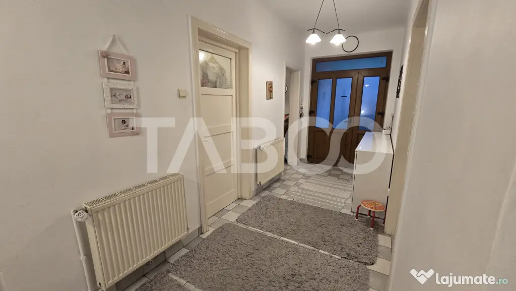 Apartament 3 camere decomandate de inchiriat balcon curte La - Sibiu (Sibiu)
