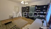Apartament 3 camere decomandate de inchiriat balcon curte La 