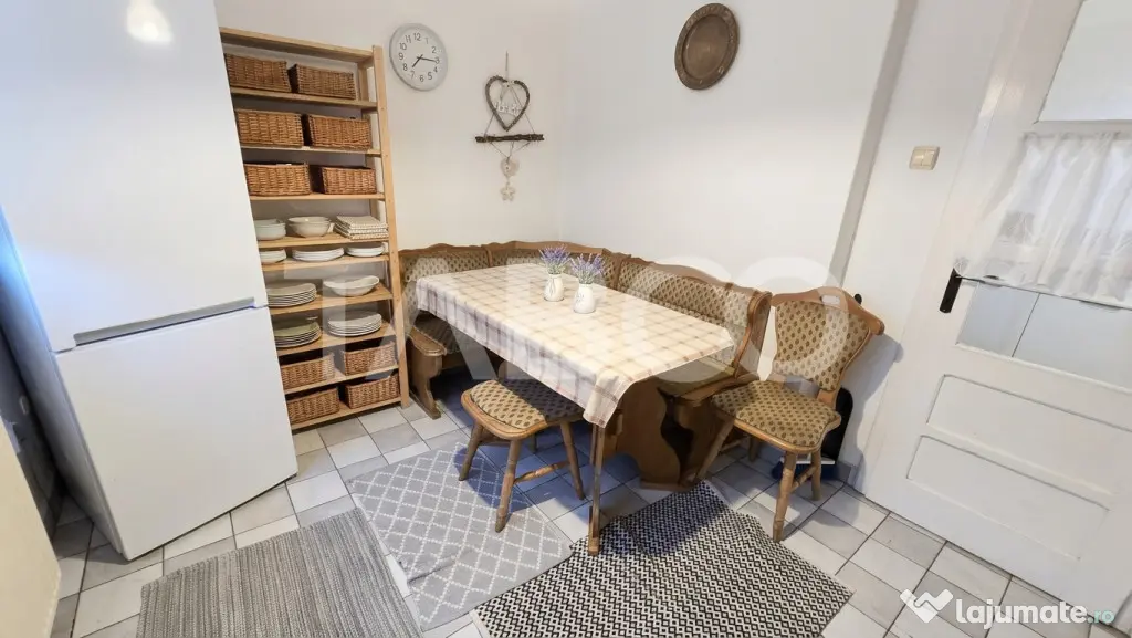 Apartament 3 camere decomandate de inchiriat balcon curte La - Sibiu (Sibiu)