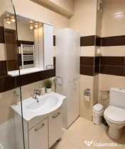 Apartament cu 2 camere de închiriat, termen lung, lângă C 