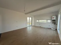 Apartament spa#539;ios cu 3 camere #537;i teras#259; generoa