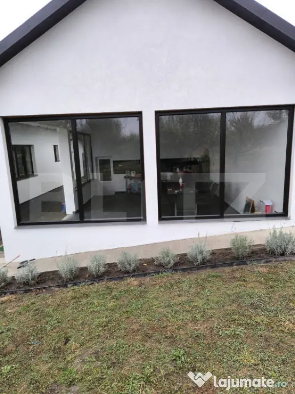 Casă de vânzare, 140 mp, zona Periferie - Suceava (Suceava)