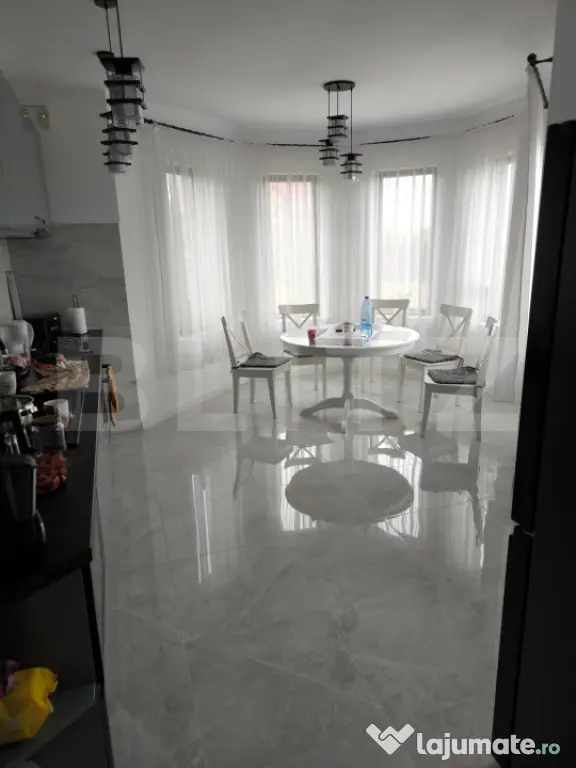 Casă de vânzare, 140 mp, zona Periferie - Suceava (Suceava)