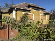 Casă 2 camere, 80 mp, teren 2300 mp, zona Doba 