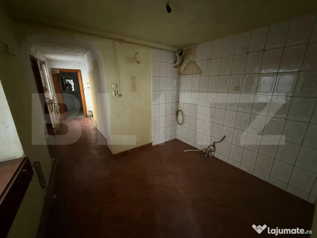 Casa 2 camere, 70 mp, zona Ana Ipatescu - Ploiesti (Prahova)