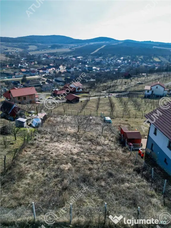 Teren intravilan de 662 mp cu PUZ aprobat in Sura Mare-Hamba - Sura Mare (Sibiu)
