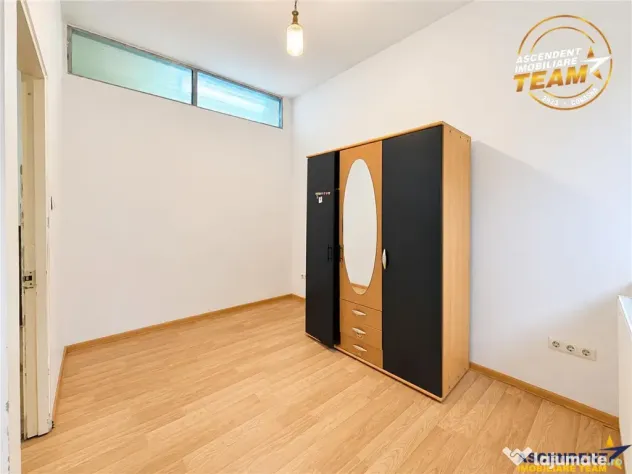 Corp de casa cu farmec autentic,4 camere, parcare,curte,dubl - Brasov (Brasov)