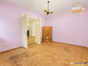 Corp de casa cu farmec autentic,4 camere, parcare,curte,dubl 
