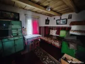 Casa batraneasca, teren 1944mp, Ilisesti 