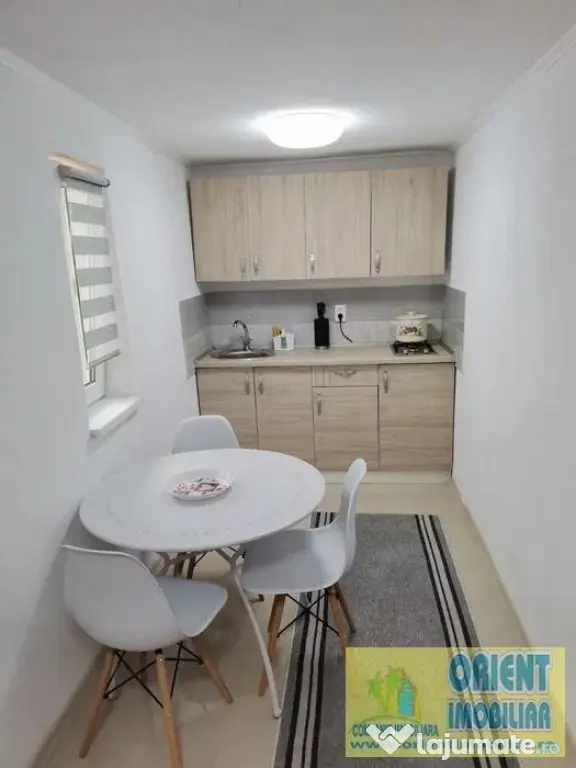 Mamaia Nord, de inchiriat vila, 6 camere, mobilata - Constanta (Constanta)