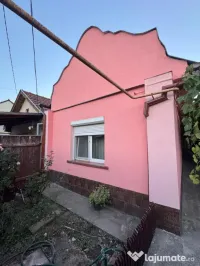 Casa individuala 6 camere | Zona Sagului