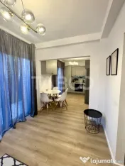 Casa cu 4 camere la cheie terasa panoramica si curte in Flor