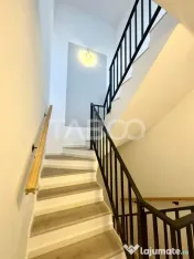 Casa cu 4 camere la cheie terasa panoramica si curte in Flor