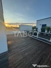 Casa cu 4 camere la cheie terasa panoramica si curte in Flor