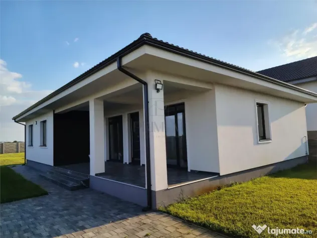 Casa individuala superba - teren 750 mp - finisaje premium - Mosnita Veche (Timis)