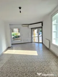 Spatiu de birou, luminos, zona linistita, clima, centrala pr 