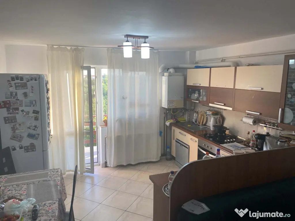 Apartament 3 camere - zona Constantin Brancoveanu