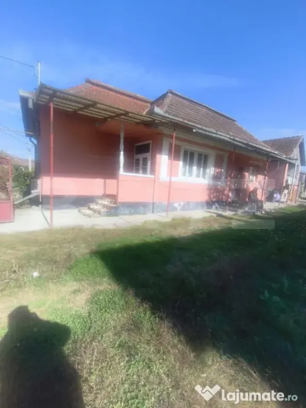 Casa de vanzare, 104 mp, zona Unirea - Unirea (Alba)
