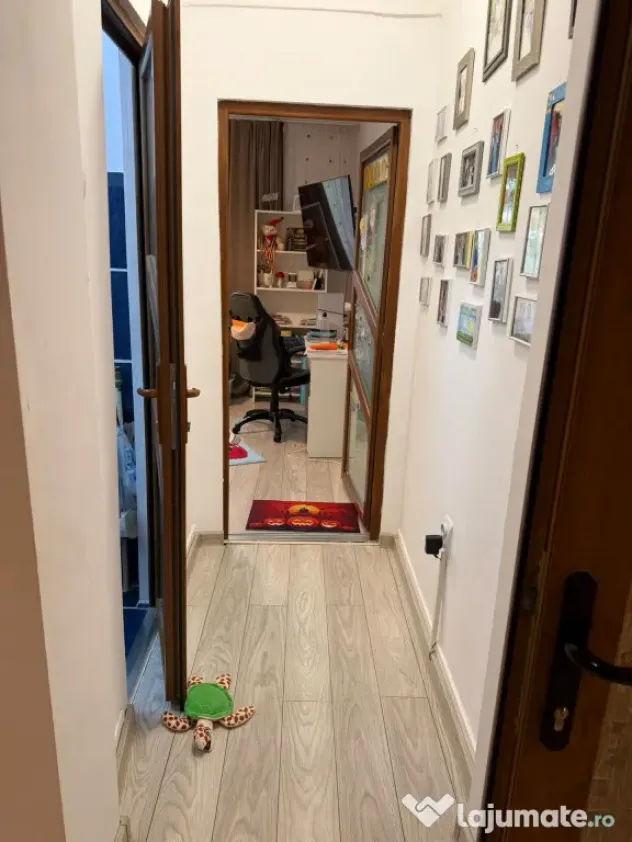 APARTAMENT 2 CAMERE DE VÂNZARE – RENOVAT, MOBILAT ȘI UTI - Giurgiu (Giurgiu)