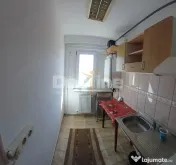 Apartament cu 2 camere de vânzare, zona Casa de Cultură, Constanța 