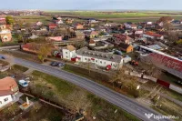 Clădire potrivită pentru proiecte educaționale sau de îngrijire 