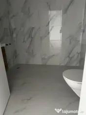 Apartament 3 camere,74mp2,zona Teilor