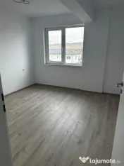 Apartament 3 camere,74mp2,zona Teilor