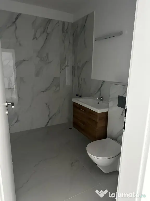 Apartament 3 camere,74mp2,zona Teilor - Floresti (Cluj)