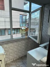 Închiriez apartament cu 2 camere în centrul Constanța, zona Dacia 
