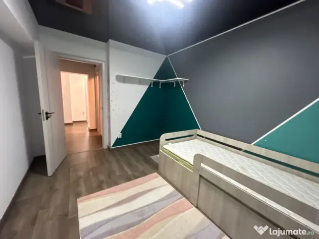 Renovat 2022 - Apartament 4 camere - etaj 1 - Dorobantilor. - Braila (Braila)