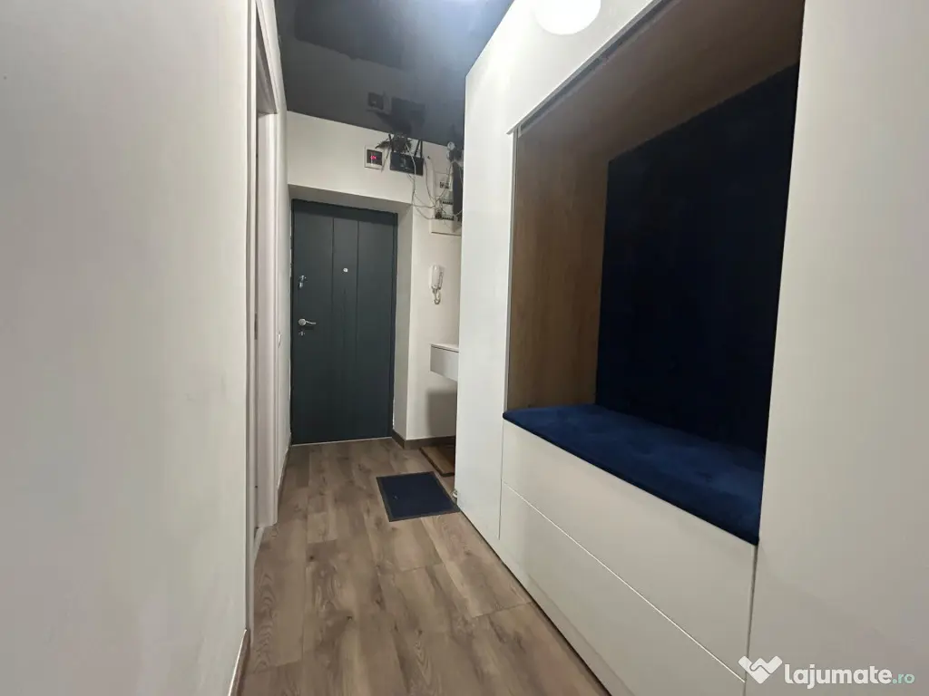 Renovat 2022 - Apartament 4 camere - etaj 1 - Dorobantilor. - Braila (Braila)