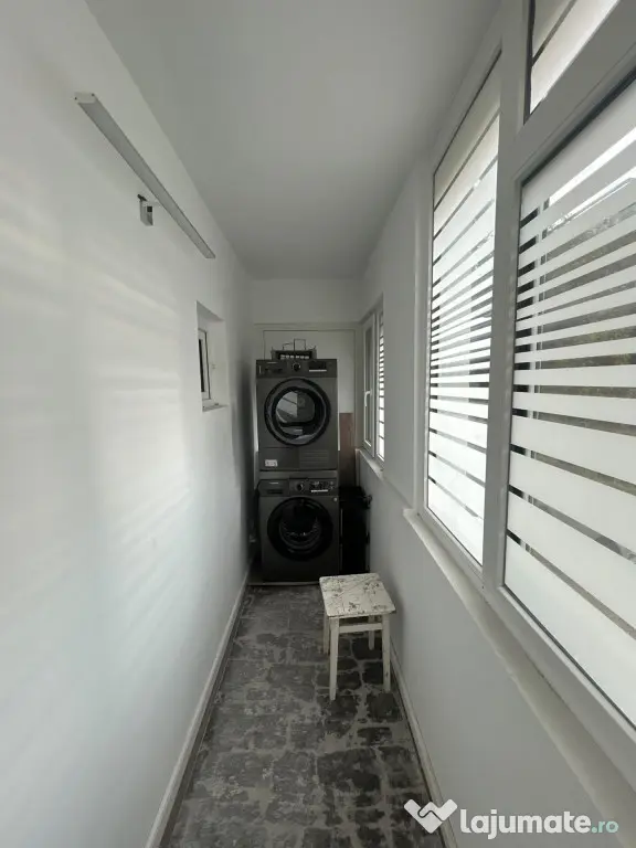 Renovat 2022 - Apartament 4 camere - etaj 1 - Dorobantilor. - Braila (Braila)