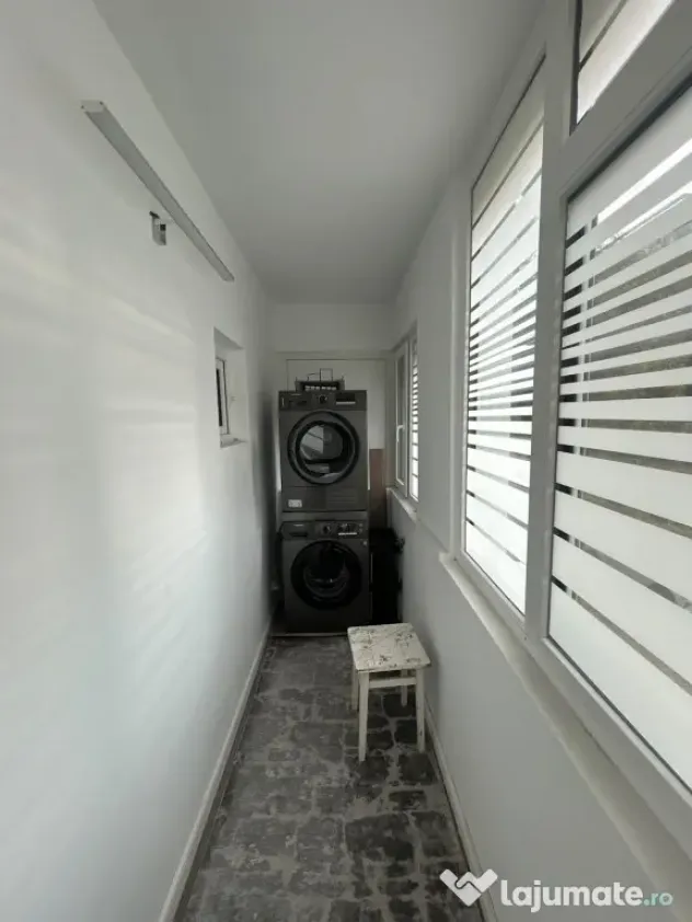 Renovat 2022 - Apartament 4 camere - etaj 1 - Dorobantilor. - Braila (Braila)