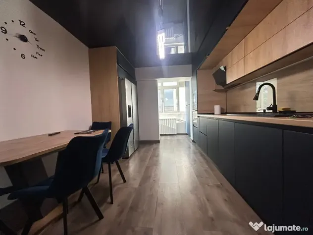 Renovat 2022 - Apartament 4 camere - etaj 1 - Dorobantilor. - Braila (Braila)