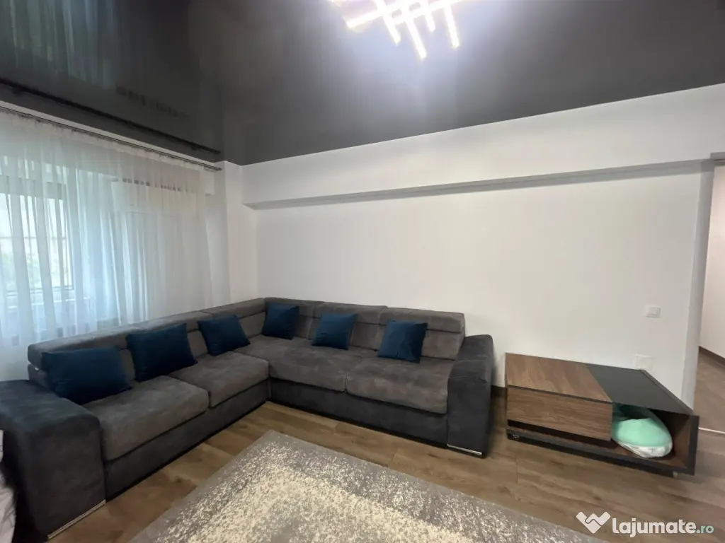 Renovat 2022 - Apartament 4 camere - etaj 1 - Dorobantilor. - Braila (Braila)