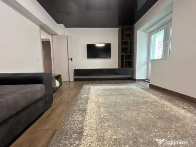Renovat 2022 - Apartament 4 camere - etaj 1 - Dorobantilor. - Braila (Braila)