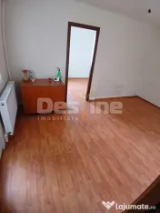 Apartament cu 2 camere de vânzare, zona Inel II – Școala 8
